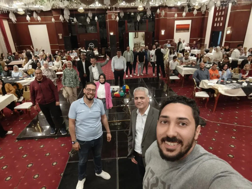 خبرة اتبنت وسط ناس حقيقية وتحديات حقيقية